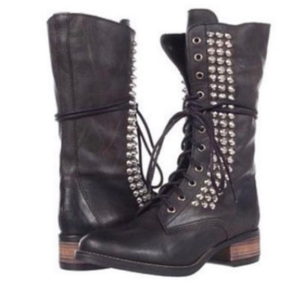 ISO Steve Madden Tropador Tall Boot Spike Stud - Picture 2 of 2